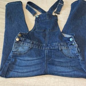 Women’s overalls excellent condition, used only for a dance competition
